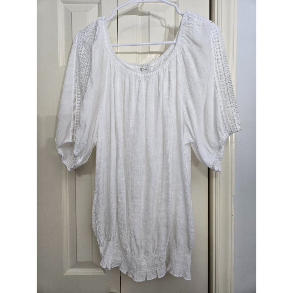 White Peasant-Style Blouse With Lace Sleeve Detail Elastic Hem By ESt. 1946 Size
